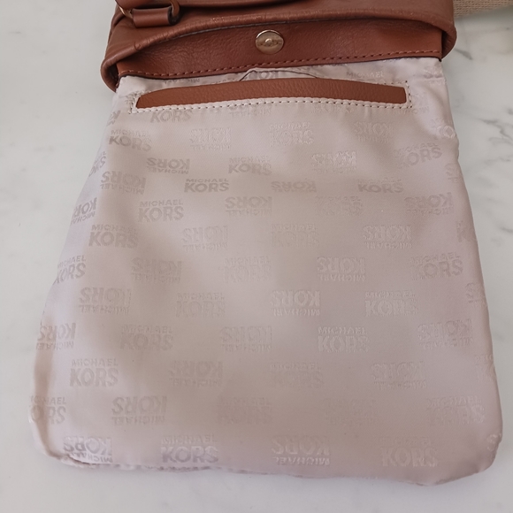 Michael Kors Fulton Swing Pack Crossbody - Picture 13 of 16